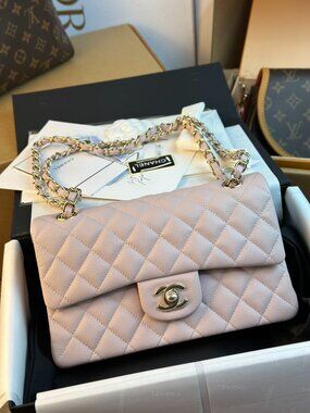 CHANEL bag